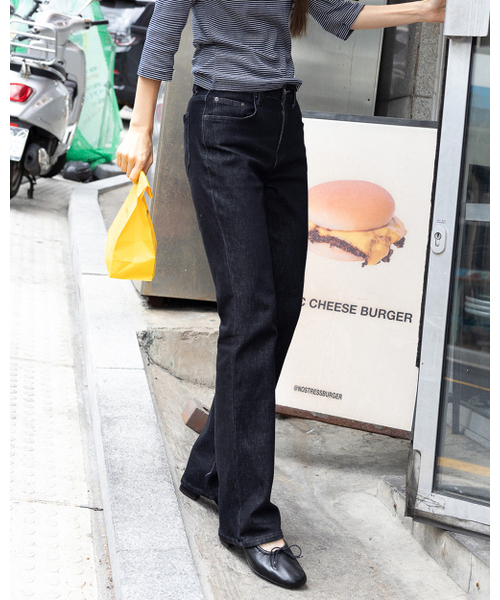 BLUEBRICK（ブルーブリック）の「[ソビン コラボ] スムーススリムデニム（ブラック）（デニムパンツ・レディース・その他・SMALL/MEDIUM/LARGE）」の2枚目の写真