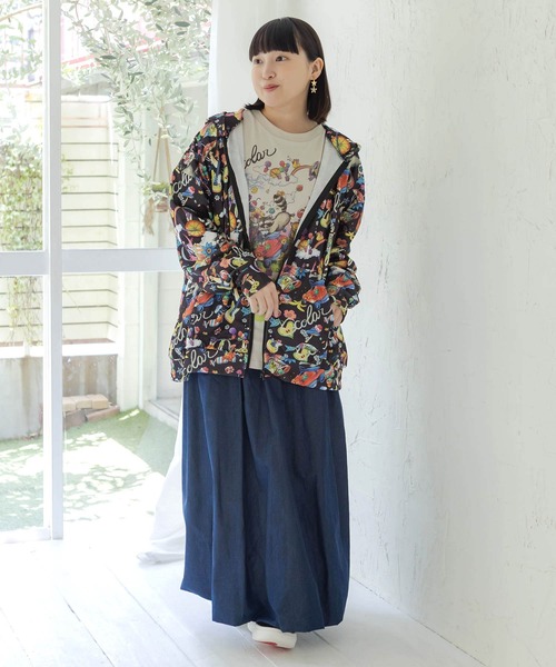 ScoLar(スカラー)の「163658:いたずらグミ柄 ロングスリーブTシャツ(Tシャツ/カットソー・レディース・グレー/ブルー/ブラック・M)」の4枚目の写真