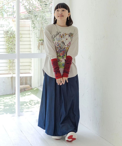 ScoLar(スカラー)の「163658:いたずらグミ柄 ロングスリーブTシャツ(Tシャツ/カットソー・レディース・グレー/ブルー/ブラック・M)」の8枚目の写真
