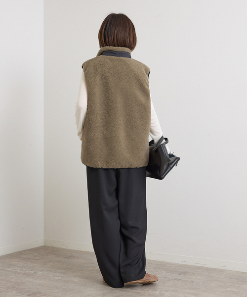 U by SPICK&SPAN（ユーバイスピックアンドスパン）の「TAION / タイオン MOUNTAIN BOA FLEECE HIGH NECK VEST（ブルゾン・レディース・ベージュ/ブラウン・MEDIUM）」の14枚目の写真