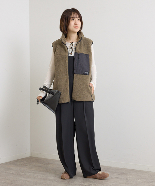 U by SPICK&SPAN（ユーバイスピックアンドスパン）の「TAION / タイオン MOUNTAIN BOA FLEECE HIGH NECK VEST（ブルゾン・レディース・ベージュ/ブラウン・MEDIUM）」の15枚目の写真