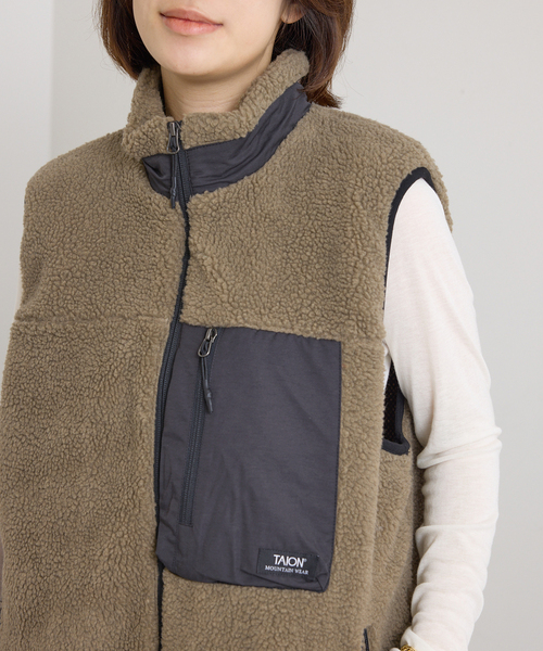U by SPICK&SPAN（ユーバイスピックアンドスパン）の「TAION / タイオン MOUNTAIN BOA FLEECE HIGH NECK VEST（ブルゾン・レディース・ベージュ/ブラウン・MEDIUM）」の21枚目の写真