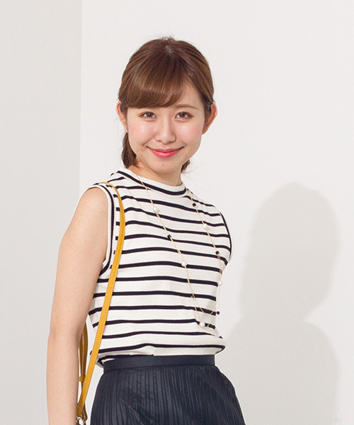 NATURAL BEAUTY BASIC(ナチュラルビューティーベーシック)の「【steady. 8月号掲載】スタンドネックリブプルオーバー(Tシャツ/カットソー・レディース・ホワイト系その他/ブラック/オフホワイト・MEDIUM)」の1枚目の写真