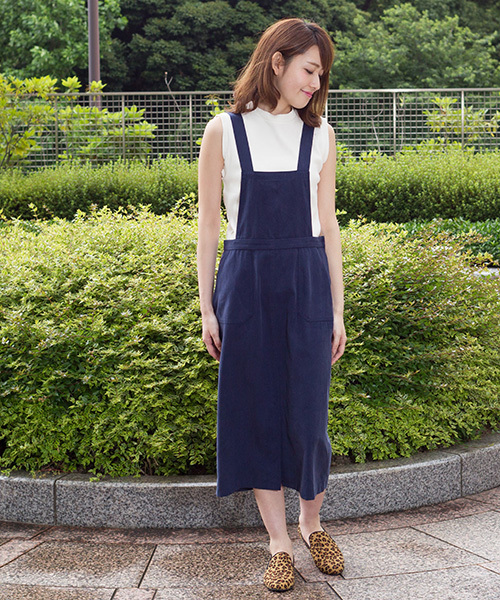 NATURAL BEAUTY BASIC(ナチュラルビューティーベーシック)の「【steady. 8月号掲載】スタンドネックリブプルオーバー(Tシャツ/カットソー・レディース・ホワイト系その他/ブラック/オフホワイト・MEDIUM)」の4枚目の写真