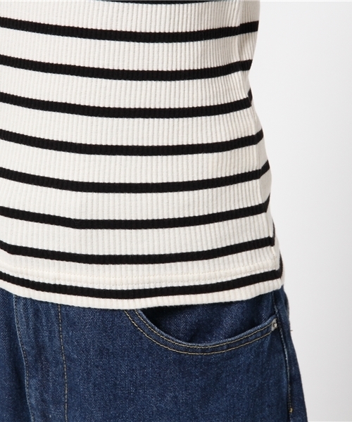 NATURAL BEAUTY BASIC(ナチュラルビューティーベーシック)の「【steady. 8月号掲載】スタンドネックリブプルオーバー(Tシャツ/カットソー・レディース・ホワイト系その他/ブラック/オフホワイト・MEDIUM)」の7枚目の写真