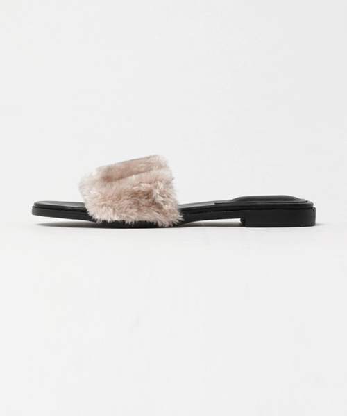 DouDou（ドゥドゥ）の「ファーサンダル（サンダル・レディース・グレー/ベージュ・24/23）」の3枚目の写真