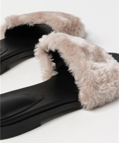 DouDou（ドゥドゥ）の「ファーサンダル（サンダル・レディース・グレー/ベージュ・24/23）」の7枚目の写真