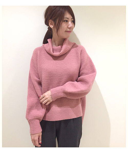 laboratory work（ラボラトリーワーク）の「モヘア混ボリュームタートルプルオーバー（ニット/セーター・レディース・杢グレー/ブルー/ブラック/ピンク・MEDIUM）」の4枚目の写真