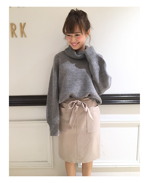 laboratory work（ラボラトリーワーク）の「モヘア混ボリュームタートルプルオーバー（ニット/セーター・レディース・杢グレー/ブルー/ブラック/ピンク・MEDIUM）」の18枚目の写真