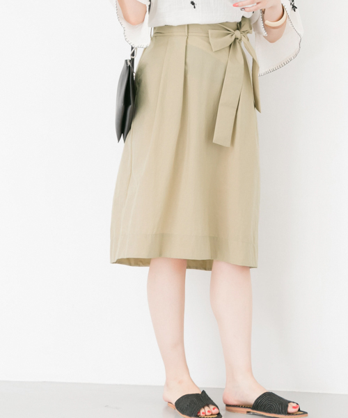 URBAN RESEARCH(アーバンリサーチ)の「撥水スカート(スカート・レディース・ベージュ/キャメル/ピンク・FREE)」の2枚目の写真