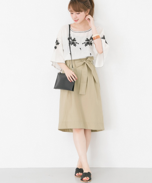 URBAN RESEARCH(アーバンリサーチ)の「撥水スカート(スカート・レディース・ベージュ/キャメル/ピンク・FREE)」の17枚目の写真