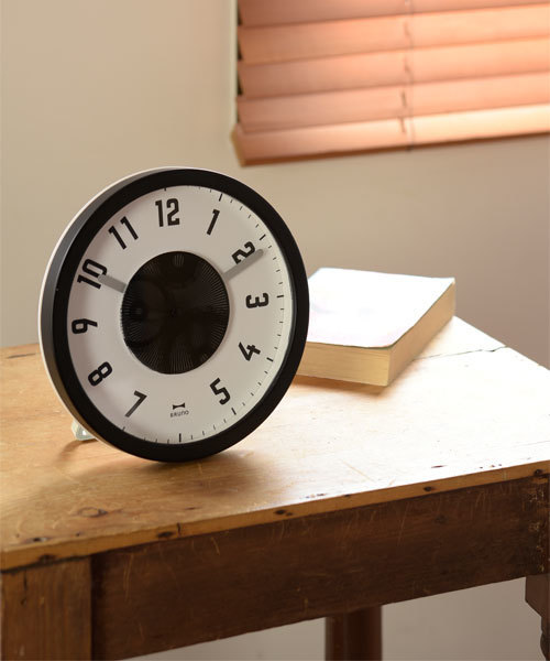 Bruno ブルーノ の スリットアニメーションクロック 置時計 Wear