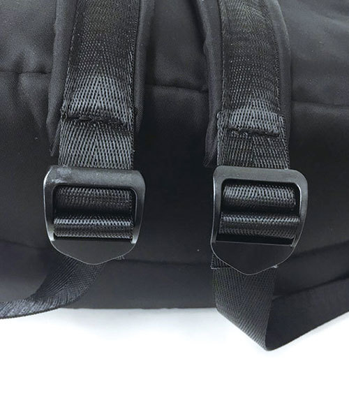 SPIGA(スピーガ)の「ロゴ入りナイロンリュック(バックパック/リュック・レディース・ブラック/グレー・FREE)」の6枚目の写真