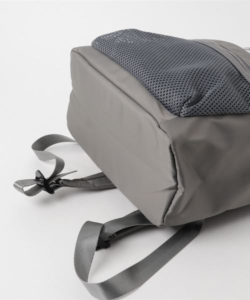 SPIGA(スピーガ)の「ロゴ入りナイロンリュック(バックパック/リュック・レディース・ブラック/グレー・FREE)」の5枚目の写真