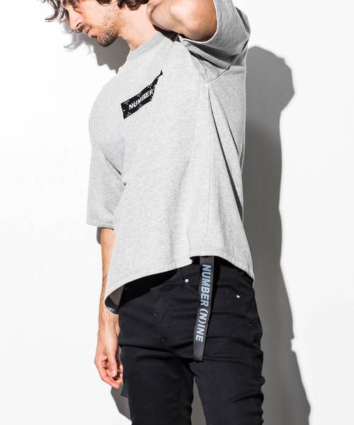 NUMBER (N)INE DENIM(ナンバーナインデニム)の「NUMBER (N)INE DENIM(ナンバーナインデニム)サイドテープ付フロントロゴビッグTシャツ(Tシャツ/カットソー・メンズ・ブラック/グレー/カーキ・SMALL/MEDIUM/LARGE)」の4枚目の写真