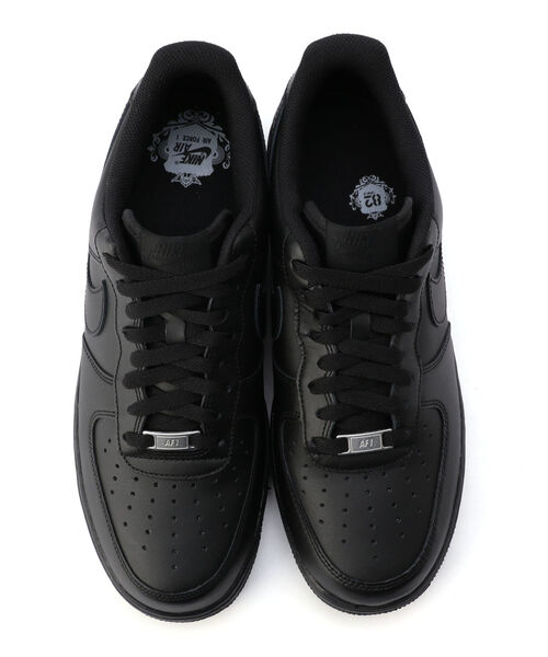 NIKE(ナイキ)の「NIKE: AIR FORCE 1 07(スニーカー・メンズ・ホワイト/ブラック・6/8/9/7)」の5枚目の写真
