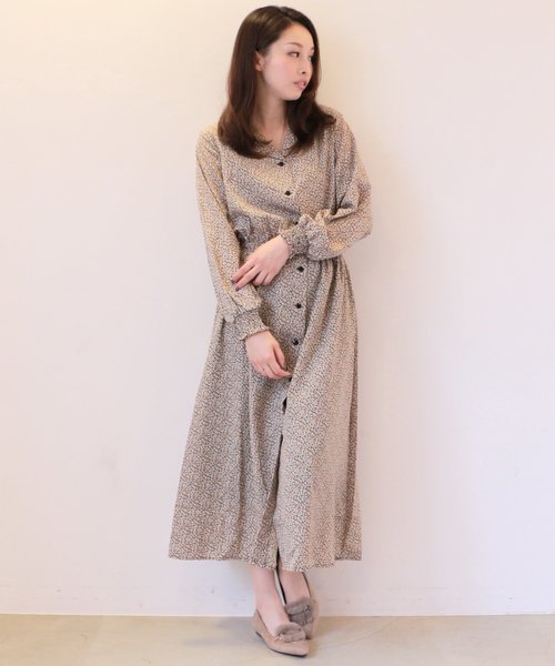 Frames Ray Cassin フレームスレイカズン の 小花柄開襟長袖ワンピース ワンピース Wear