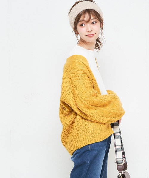natural couture（ナチュラルクチュール）の「ケーブル柄カーデ（カーディガン/ボレロ・レディース・イエロー/アイボリー/ボルドー/モカ・FREE）」の3枚目の写真