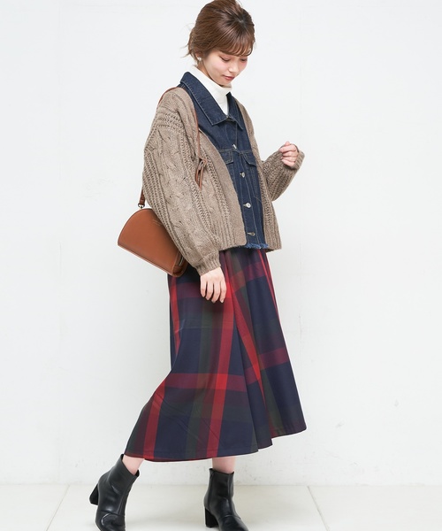 natural couture（ナチュラルクチュール）の「ケーブル柄カーデ（カーディガン/ボレロ・レディース・イエロー/アイボリー/ボルドー/モカ・FREE）」の11枚目の写真