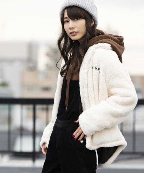 WEGO（ウィゴー）の「WEGO/ボアコーチジャケット（ブルゾン・レディース・ホワイト/ブラック/ピンク・FREE）」の2枚目の写真