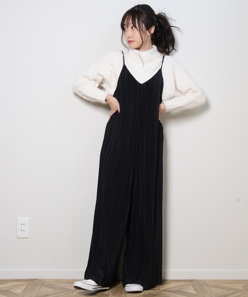 shopnikoniko(ショップニコニコ)の「フェザーモールモックネックニット(ニット/セーター・レディース・ブルー/グレイッシュベージュ/アイボリー/パープル・フリー)」の5枚目の写真