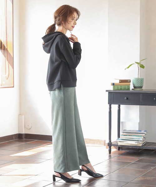 KOBE LETTUCE(コウベレタス)の「フェイクスエードワイドパンツ(その他パンツ・レディース・チャコールグレー/ブラック/ベージュ/アイボリー/ライトピンク/グレー系その他2/ホワイト系その他/グレー系その他/ベージュ系その他/ピンク系その他/オリーブ・FREE/M/L)」の18枚目の写真