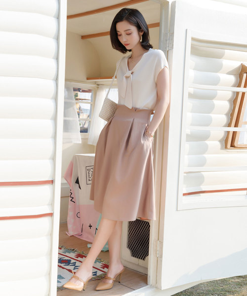 SAISON DE PAPILLON（セゾンドパピヨン）の「フレンチスリーブボウタイニットトップス（Tシャツ/カットソー・レディース・ネイビー/ブルー/アイボリー/ライラック・M/L/S）」の15枚目の写真