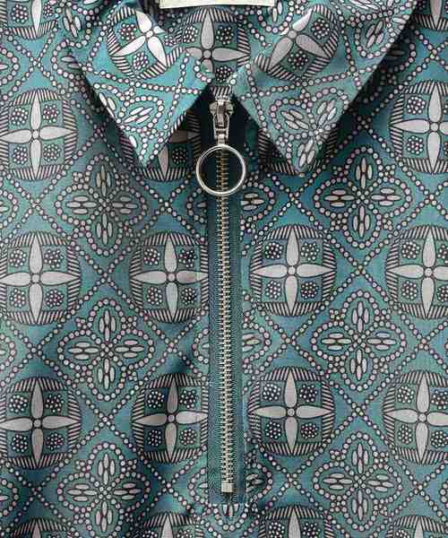 MinoriTY（マイノリティ）の「ハーフZIPシャツ/ワイドスリーブ/バティック（シャツ/ブラウス・メンズ・ブルーグリーン/チャコール・M/L）」の8枚目の写真