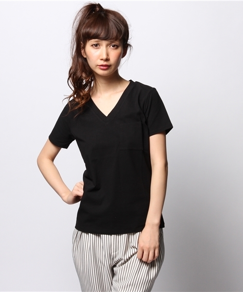 ROSE BUD(ローズバッド)の「LCTT-14197 V/N S/S PKT-T(Tシャツ/カットソー・レディース・ホワイト/ブラック/サンドベージュ/ネイビー・ONE SIZE)」の3枚目の写真