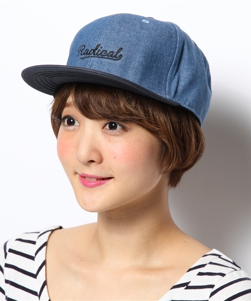 WEGO（ウィゴー）の「WEGO/デニムロゴBBキャップ（キャップ・メンズ・ホワイト/ネイビー/イエロー・FREE）」の6枚目の写真