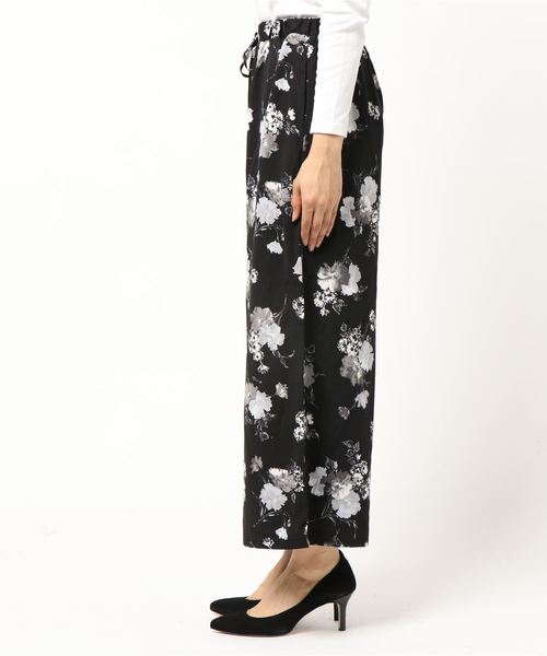 EMODA（エモダ）の「Ｄｒａｗ Ｆｌｏｗｅｒ ｗｉｄｅ ＰＴ（その他パンツ・レディース・その他2・MEDIUM）」の3枚目の写真