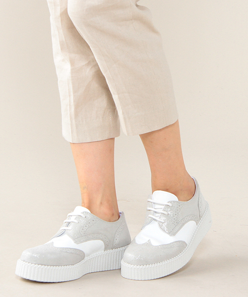 ROSE BUD（ローズバッド）の「(PINK SHOES)304 PELLE/GREASE WING TIP SNEAKER（スニーカー・レディース・シルバー/ゴールド・39/37/36/38）」の2枚目の写真