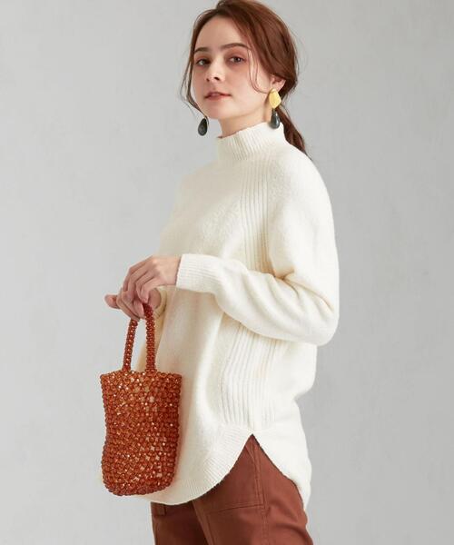 green label relaxing（グリーンレーベルリラクシング）の「CFC スソ ラウンド ハイネック プルオーバー ニット（ニット/セーター・レディース・ライム/ブラウン/オフホワイト・FREE）」の2枚目の写真