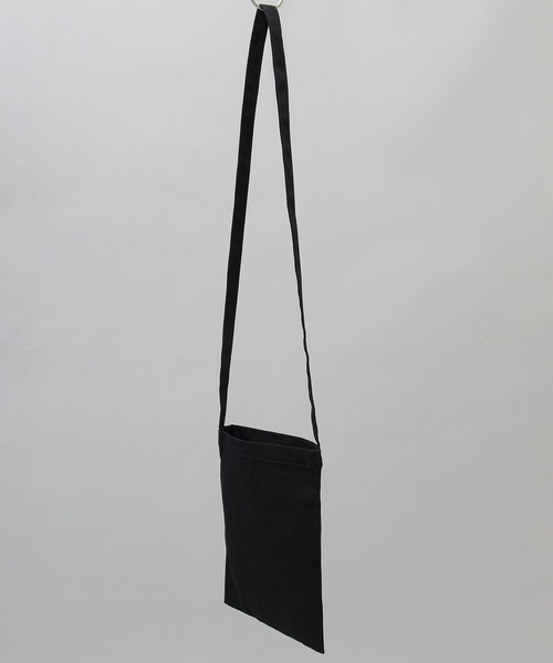 United Athle（ユナイテッドアスレ）の「United Athle / ユナイテッドアスレ / スタンダード キャンバス ミニ サコッシュ（ショルダーバッグ・メンズ・ブラック/ナチュラル・FREE）」の5枚目の写真