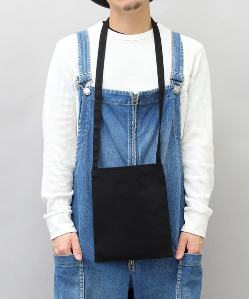 United Athle（ユナイテッドアスレ）の「United Athle / ユナイテッドアスレ / スタンダード キャンバス ミニ サコッシュ（ショルダーバッグ・メンズ・ブラック/ナチュラル・FREE）」の11枚目の写真