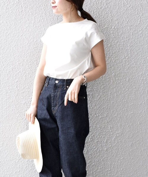 SHIPS(シップス)の「ニュアンスカラートップス◇(Tシャツ/カットソー・レディース・ブラウン/オフホワイト/オリーブ/ピンク/ダークグレー/ベージュ・ONE SIZE)」の18枚目の写真