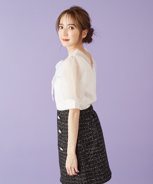 MIIA(ミーア)の「リボンパフスリーブトップス(シャツ/ブラウス・レディース・ブラック/ベージュ/オフホワイト・FREE)」の5枚目の写真