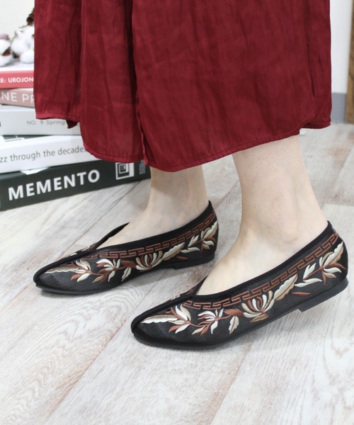 VIVIAN(ヴィヴィアン)の「フラットチャイナシューズ(バレエシューズ・レディース・ブラック/グレー系その他7/グリーン・M/LL/L/S)」の6枚目の写真