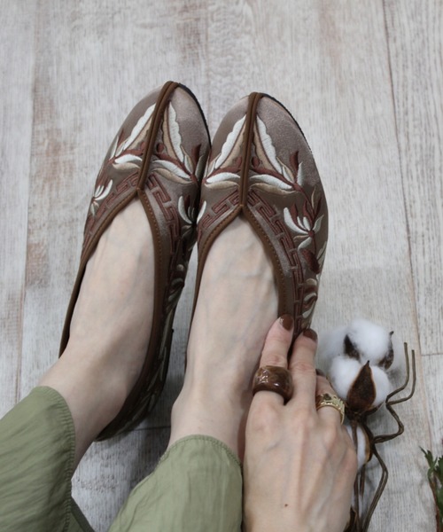 VIVIAN(ヴィヴィアン)の「フラットチャイナシューズ(バレエシューズ・レディース・ブラック/グレー系その他7/グリーン・M/LL/L/S)」の16枚目の写真