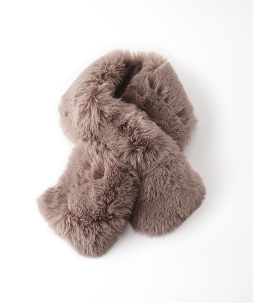 Simplicite（サンプリシテ）の「ECOファーボリュームサシコミマフラー（マフラー・レディース・ベージュ/グレー/ブラウン系その他/ベージュ系その他・FREE）」の4枚目の写真