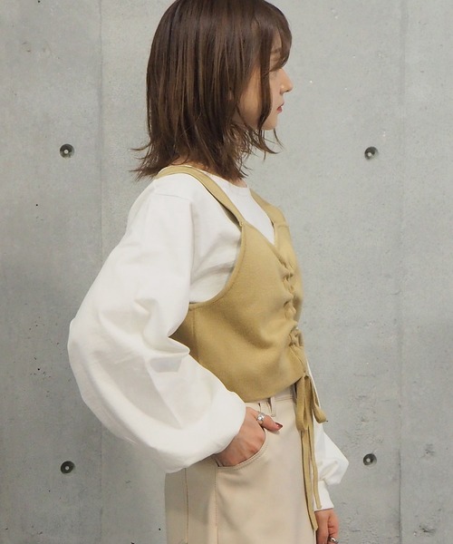 tiptop（ティップトップ）の「2021SS フロントドロストビスチェ×ロンTセット（ベスト・レディース・ブラック/ベージュ/イエロー/アイボリー・FREE）」の20枚目の写真