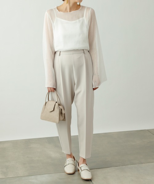 COLONY 2139（コロニートゥーワンスリーナイン）の「ダブルクロスセンタープレステーパードパンツ(セットアップ可)（スラックス・レディース・ブラック/ベージュ/イエロー・SMALL/MEDIUM/LARGE）」の14枚目の写真