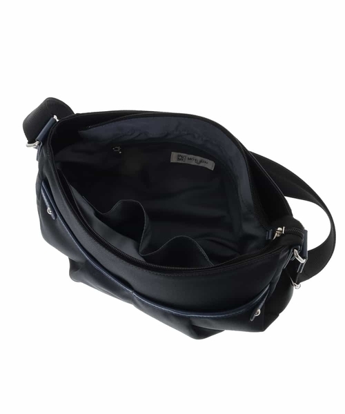MK MICHEL KLEIN（エムケーミッシェルクラン）の「【撥水】タックデザインショルダー（ショルダーバッグ・レディース・モカ/カーキ/グレー/キナリ/ベージュ・00）」の12枚目の写真