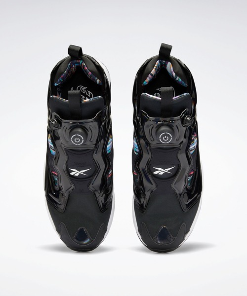 Reebok(リーボック)の「インスタポンプ フューリー OG / Instapump Fury OG(スニーカー・メンズ・ホワイト×ブラック/ホワイト系その他・24.0cm/25.5cm/27.0cm/27.5cm/26.0cm/24.5cm/25.0cm/29.0cm/28.5cm/23.0cm/23.5cm/28.0cm/26.5cm/29.5cm)」の5枚目の写真