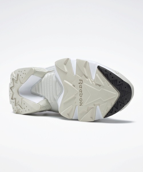 Reebok(リーボック)の「インスタポンプ フューリー OG / Instapump Fury OG(スニーカー・メンズ・ホワイト×ブラック/ホワイト系その他・24.0cm/25.5cm/27.0cm/27.5cm/26.0cm/24.5cm/25.0cm/29.0cm/28.5cm/23.0cm/23.5cm/28.0cm/26.5cm/29.5cm)」の14枚目の写真
