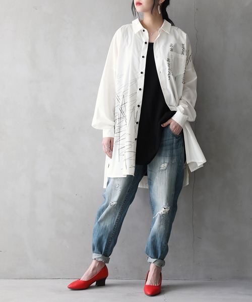 osharewalker（オシャレウォーカー）の「【廃盤】『アシメデザインプリントシャツ』（シャツ/ブラウス・レディース・オフホワイト・1/2）」の4枚目の写真