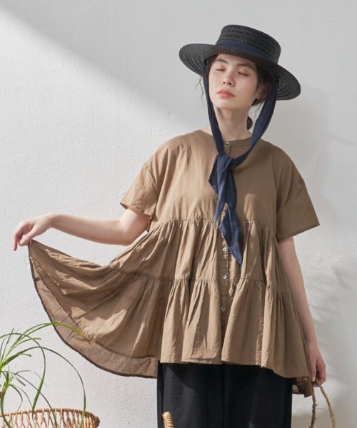 Libra Cue（リブラ キュー）の「ハーフスリーブティアードブラウス（シャツ/ブラウス・レディース・ホワイト/ブラック/ベージュ/ブルー・FREE）」の4枚目の写真