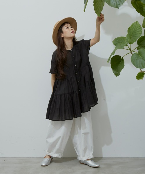 Libra Cue（リブラ キュー）の「ハーフスリーブティアードブラウス（シャツ/ブラウス・レディース・ホワイト/ブラック/ベージュ/ブルー・FREE）」の18枚目の写真