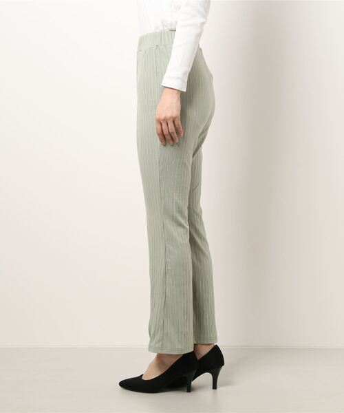 MATCH&more（マッチアンドモア）の「ランダムフレアスリットパンツ（その他パンツ・レディース・ブラウン/ブラック/グリーン・FREE）」の4枚目の写真