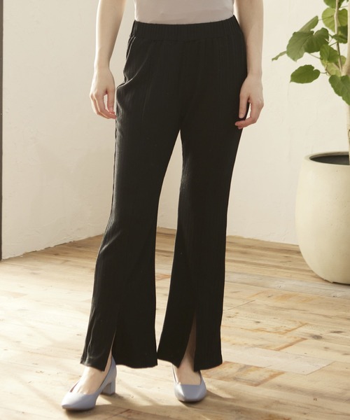 MATCH&more（マッチアンドモア）の「ランダムフレアスリットパンツ（その他パンツ・レディース・ブラウン/ブラック/グリーン・FREE）」の2枚目の写真